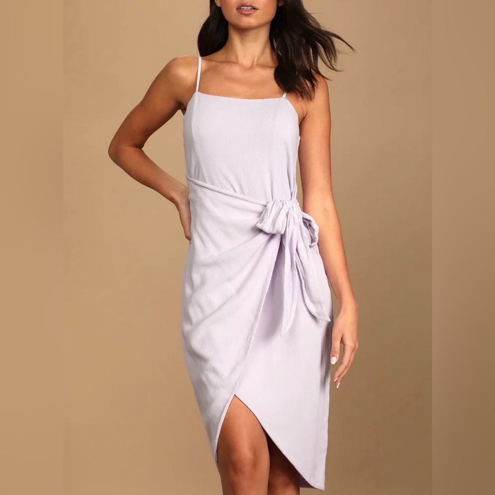 Lulu’s Faux Wrap Midi Dress